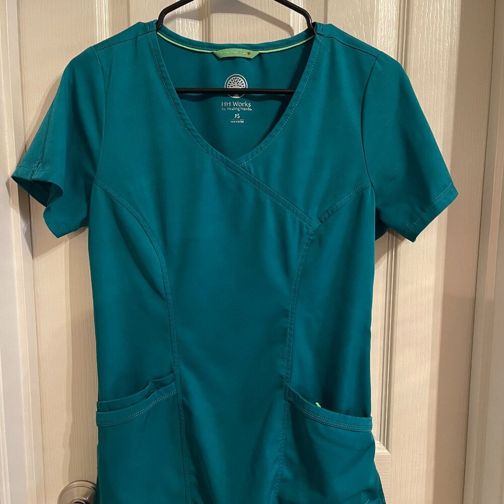 HH Works Scrub Top Green Women's XS